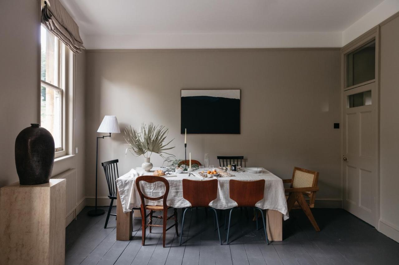 The Curator's - Spacious 2 Bedrooms Appartement Bath